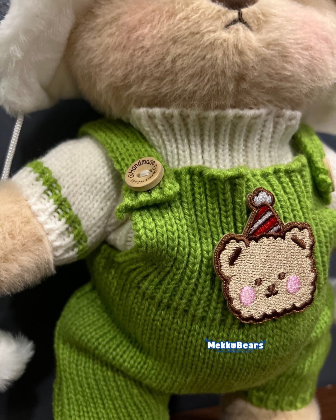 Cozy Lamb Knit (Outfit Only)